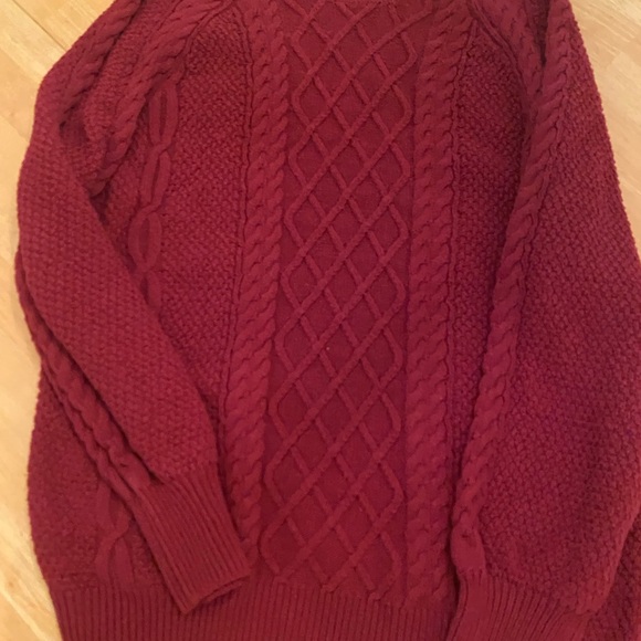 Sweaters - Men's Cable Knit Sweater - Red